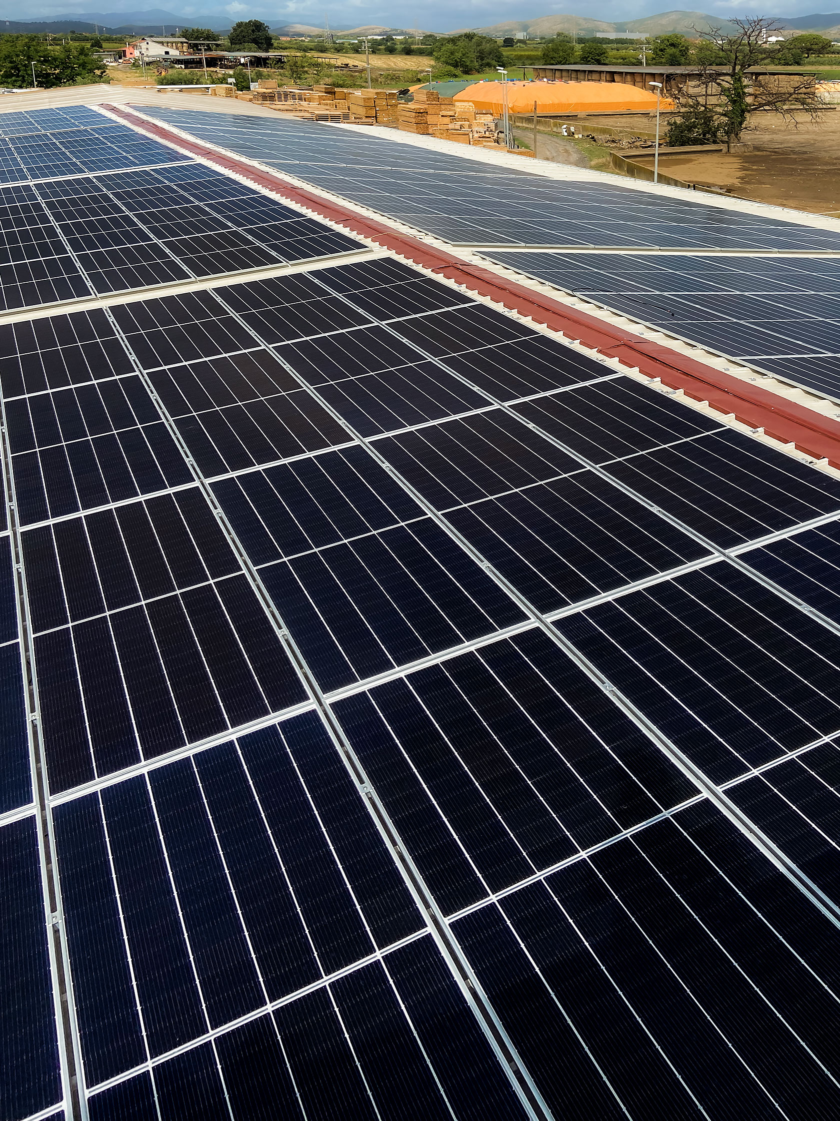 Impianto Fotovoltaico 117 kWp Pastorano, Caserta DMT Solar installatore certificato Tesla Powerwall e Sunpower Maxeon impianto fotovoltaico in Campania