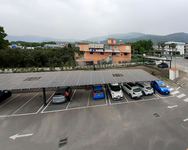 Impianto Fotovoltaico 60 kWp installato a Palma Campania, Napoli dall'azienda DMT Solar installatore certificato Tesla Powerwall e Sunpower Maxeon impianto fotovoltaico in Campania