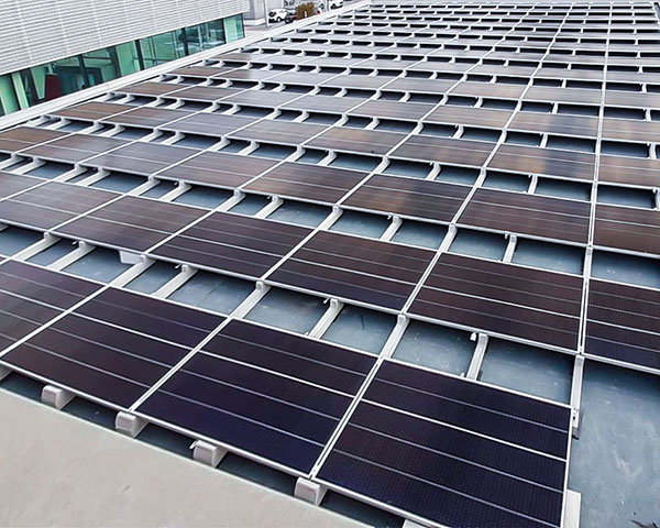 Impianto Fotovoltaico SunPower da 54,4 kWp installato a Nola, Napoli dall'azienda DMT Solar installatore certificato Tesla Powerwall e Sunpower Maxeon impianto fotovoltaico in Campania, Lazio, Molise, Lombardia, Piemonte, ITALIA