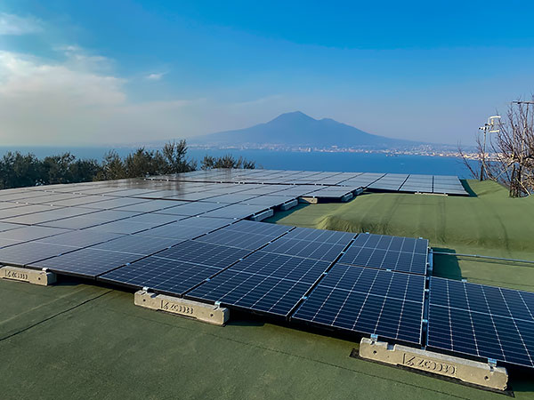 Impianto Fotovoltaico 40 kWp installato a Castellammare di Stabia, (NA) dall'azienda DMT Solar installatore certificato Tesla Powerwall e Sunpower Maxeon impianto fotovoltaico in Campania, Lazio, Molise, Lombardia, Piemonte, ITALIA